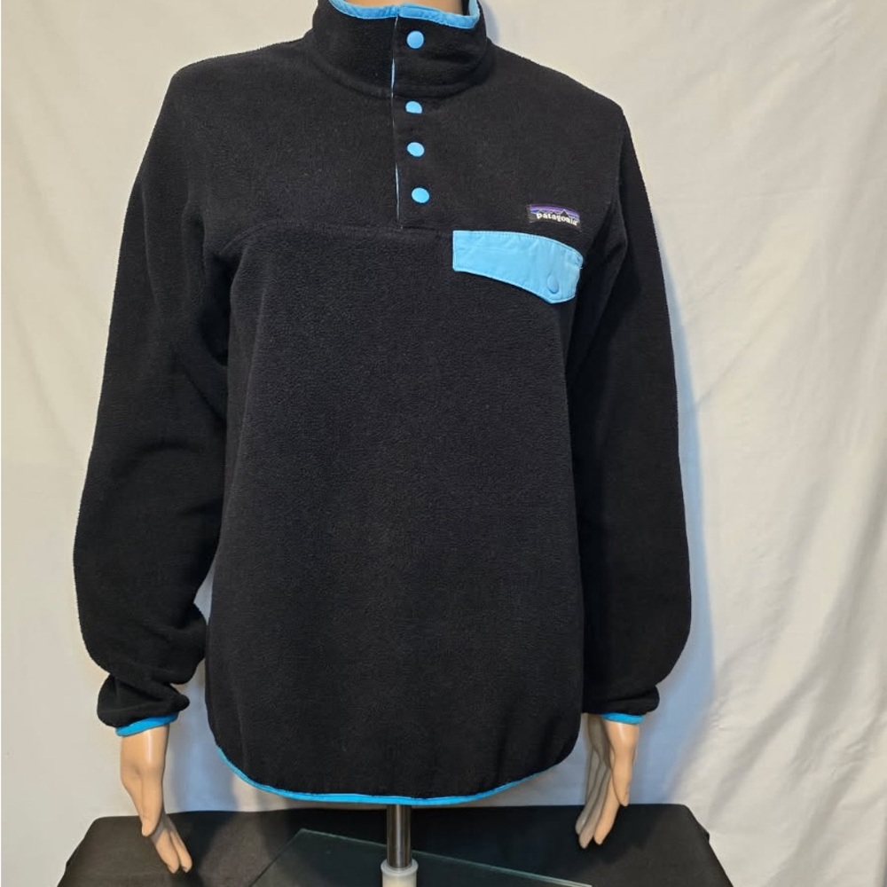 Patagonia Black Synchilla Fleece with Green Trim